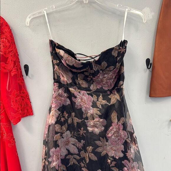 Lulu's Tan and Pink Spaghetti Strapless Sundress for Wedding Guest - Picture 2 of 9